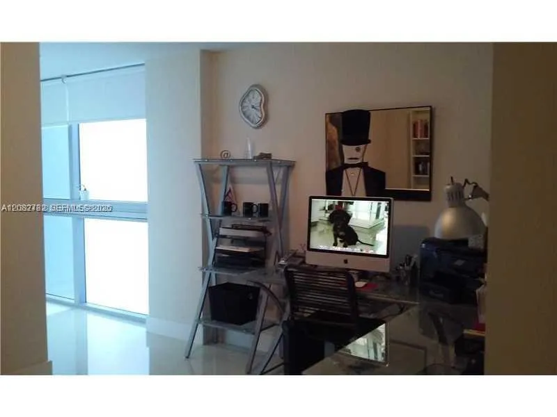 2950 NE 188th St #304 Aventura, FL 33180