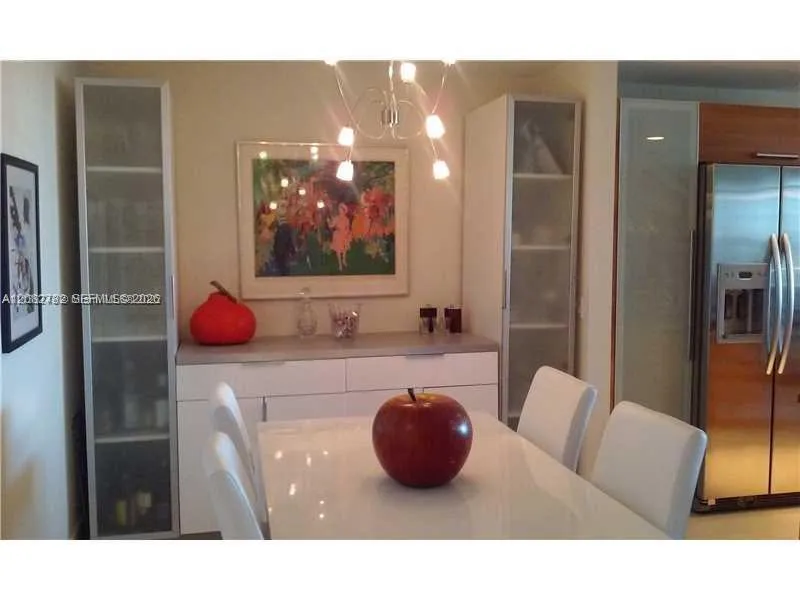 2950 NE 188th St #304 Aventura, FL 33180