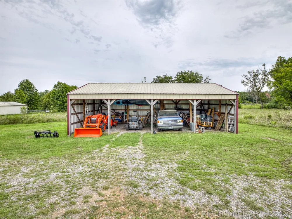32855 Long Bay Road Wagoner, OK 74467