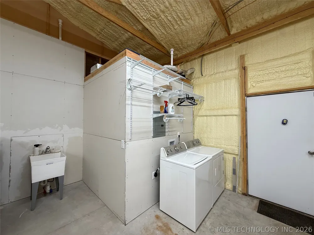 32855 Long Bay Road Wagoner, OK 74467