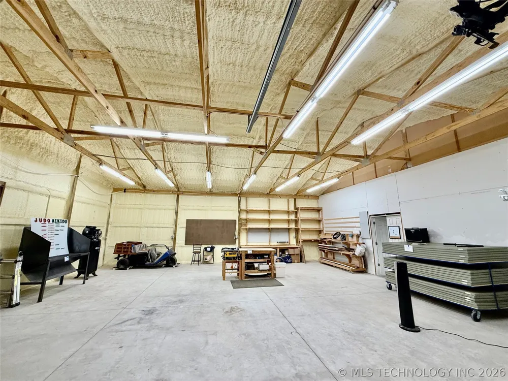 32855 Long Bay Road Wagoner, OK 74467
