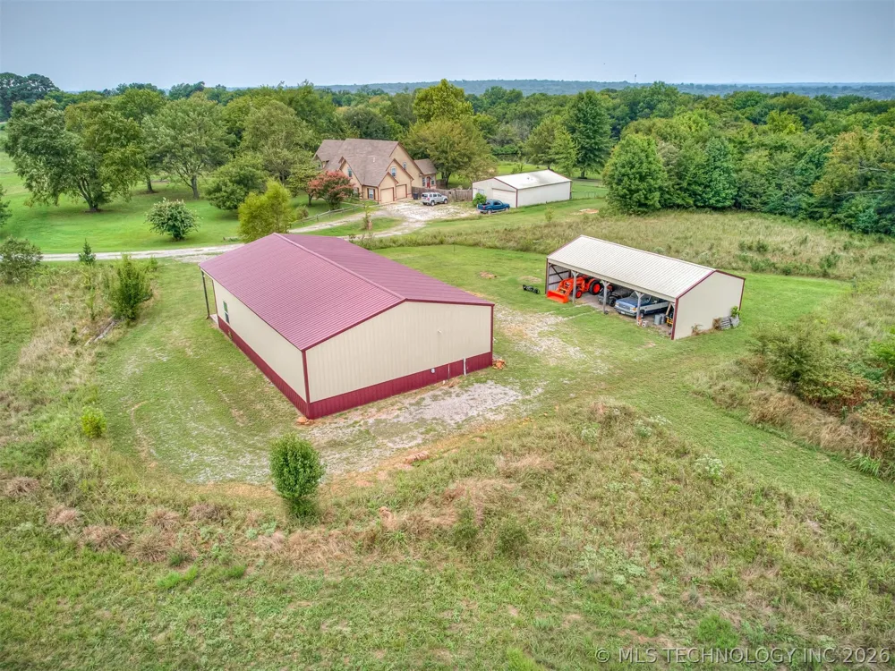 32855 Long Bay Road Wagoner, OK 74467