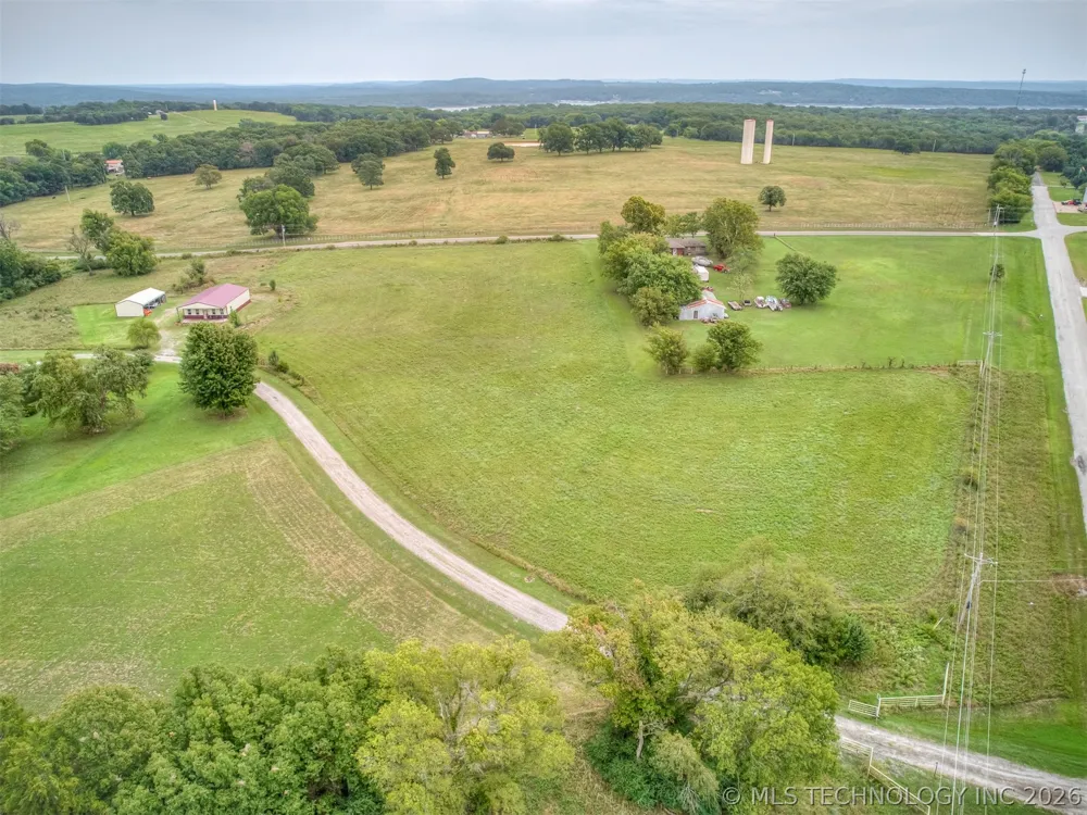 32855 Long Bay Road Wagoner, OK 74467