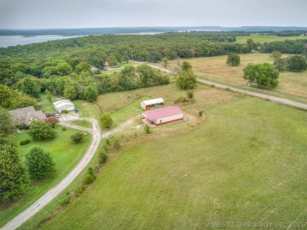 32855 Long Bay Road Wagoner, OK 74467