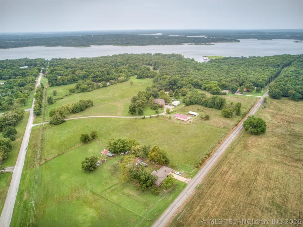 32855 Long Bay Road Wagoner, OK 74467