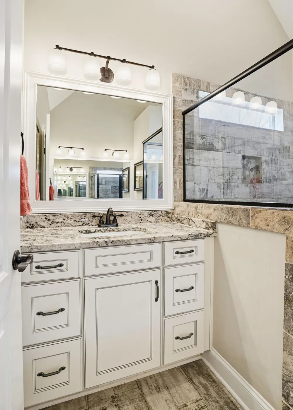 4282 Coles Ferry Pike Lebanon, TN 37087