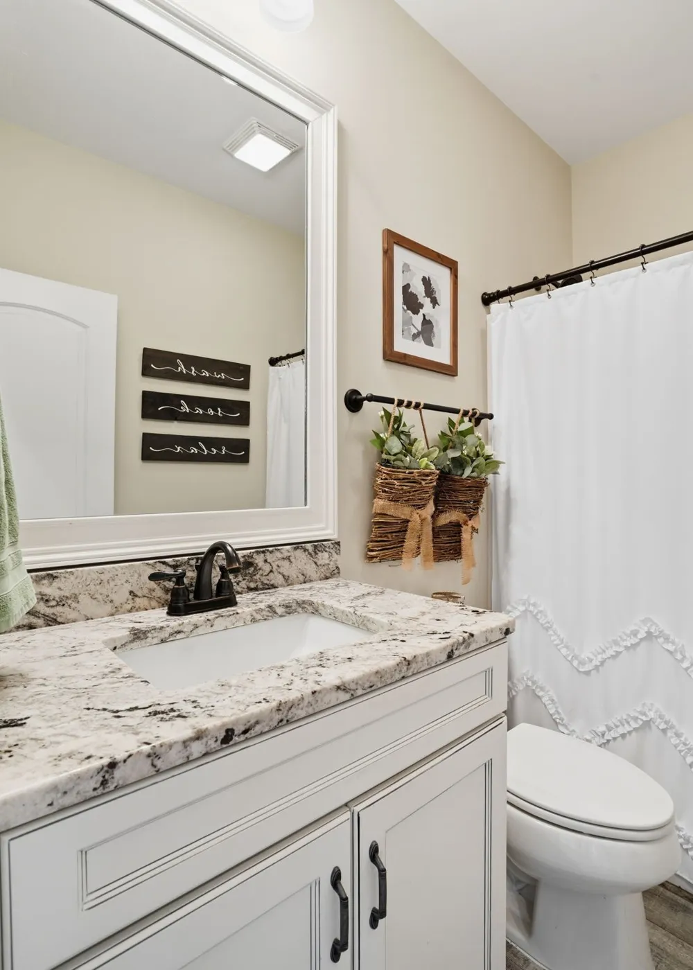 4282 Coles Ferry Pike Lebanon, TN 37087