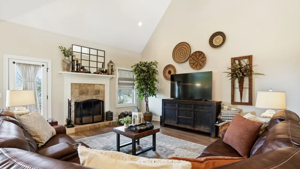 4282 Coles Ferry Pike Lebanon, TN 37087