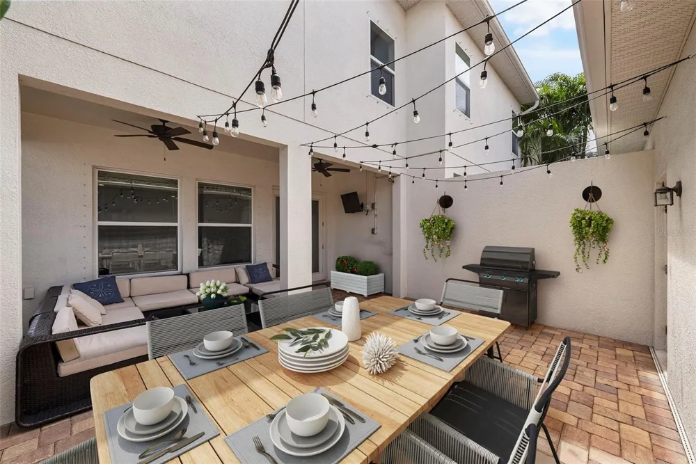 207 S MOODY AVENUE #A Tampa, FL 33609
