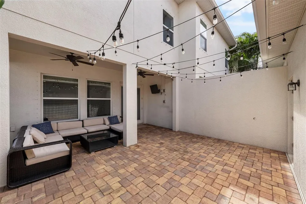 207 S MOODY AVENUE #A Tampa, FL 33609