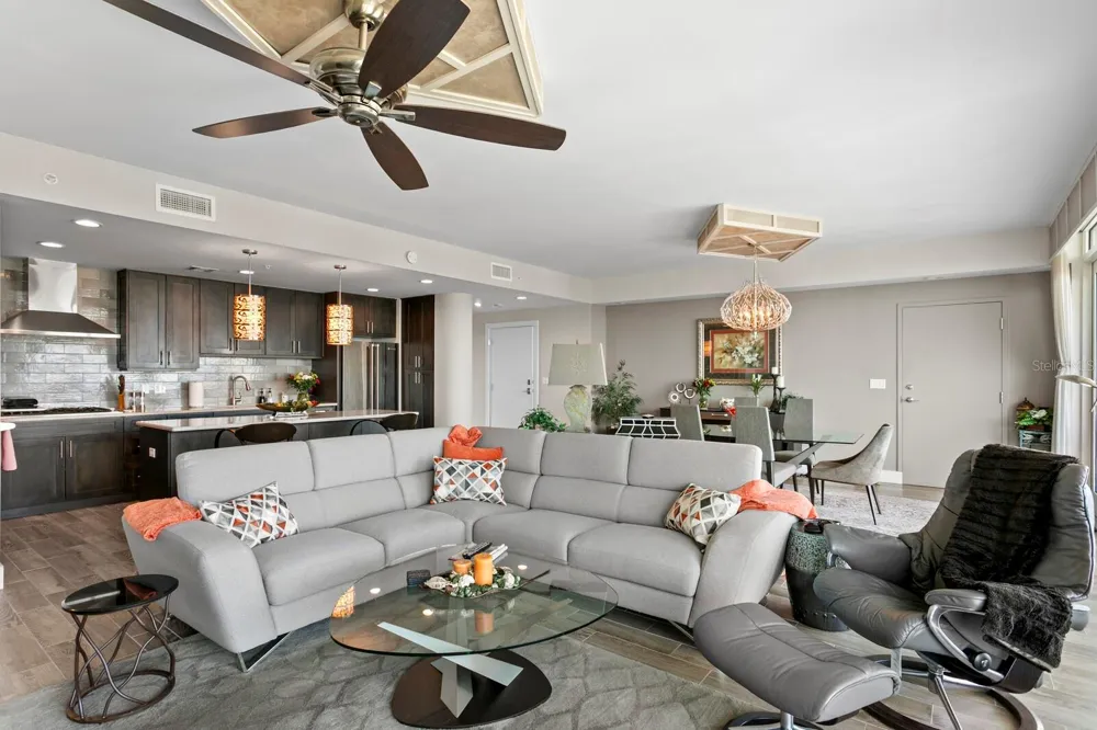 176 4TH AVENUE NE #1002 St Petersburg, FL 33701