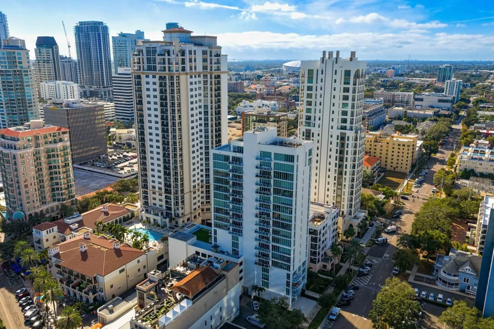 176 4TH AVENUE NE #1002 St Petersburg, FL 33701