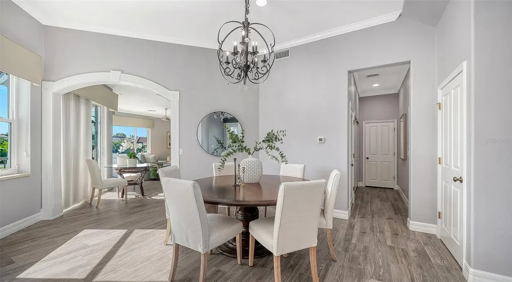 560 CHIPPING LANE Longboat Key, FL 34228