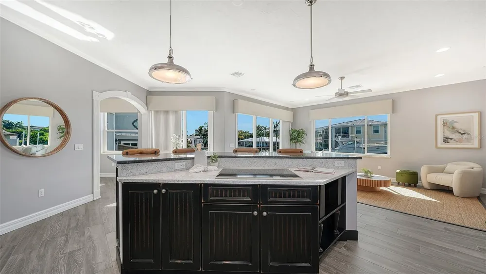 560 CHIPPING LANE Longboat Key, FL 34228