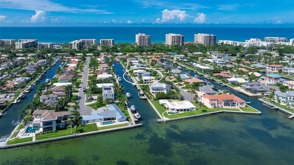 560 CHIPPING LANE Longboat Key, FL 34228