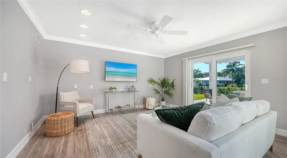 560 CHIPPING LANE Longboat Key, FL 34228