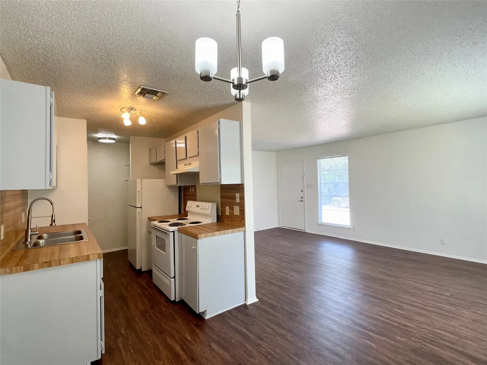 2603 Brickford Cove #A Austin, TX 78745