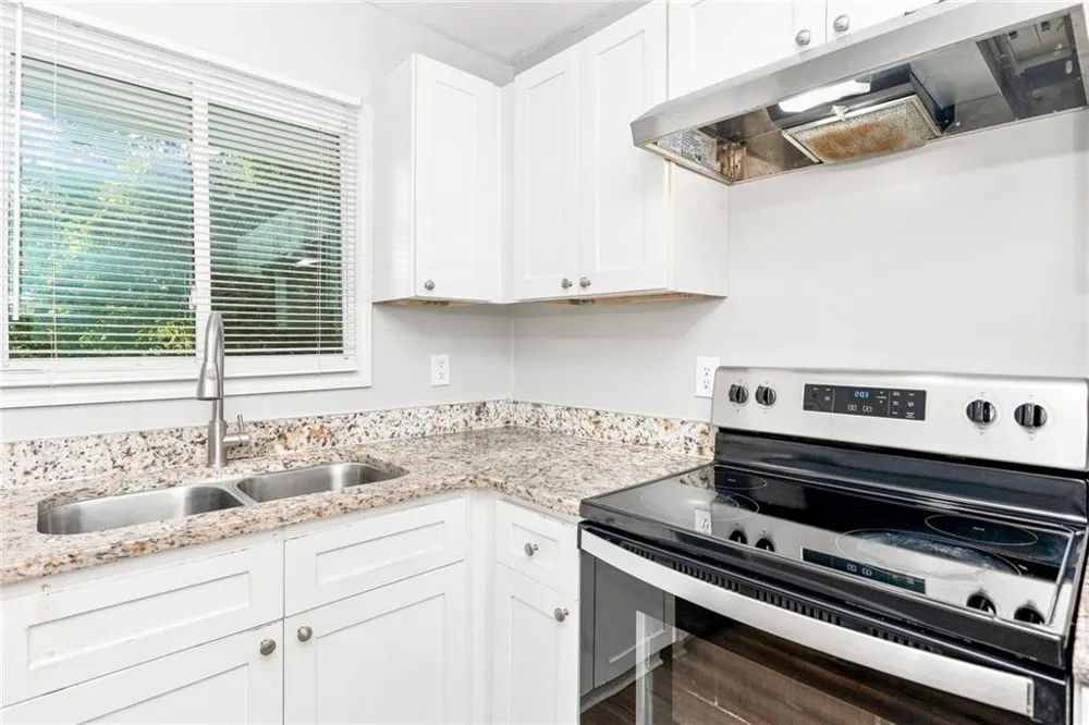 221 Whipporwill Way Riverdale, GA 30274