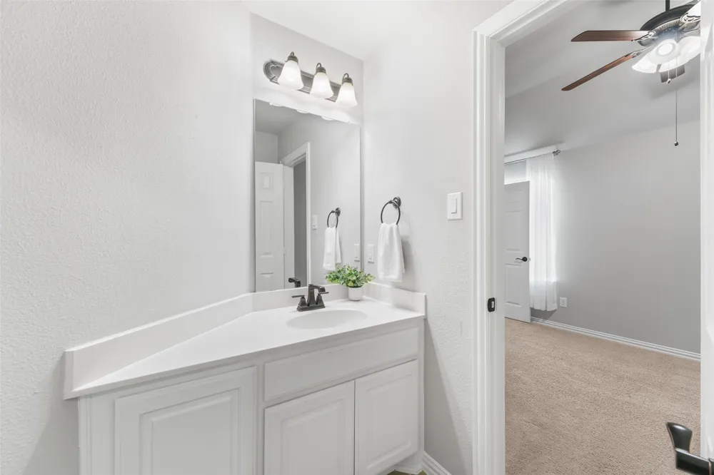 701 Featherstone Lane Prosper, TX 75078