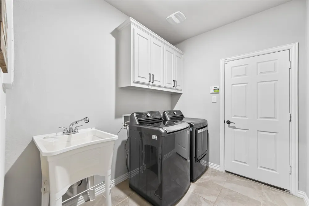 701 Featherstone Lane Prosper, TX 75078