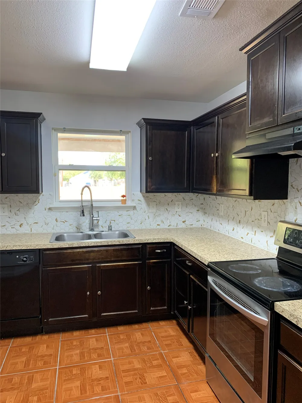 3541 Toronto Street Dallas, TX 75212