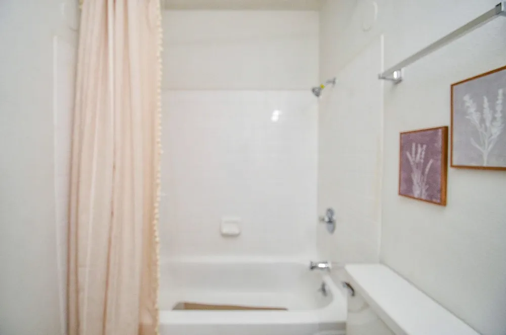 17401 Red Oak Drive #64 Houston, TX 77090