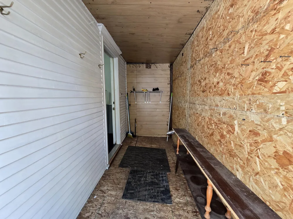 502 S Elm Avenue Jackson, MI 49203