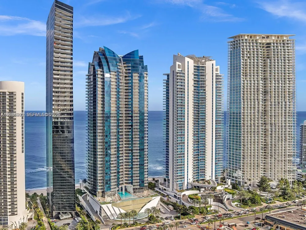 210 172nd St #428 Sunny Isles Beach, FL 33160