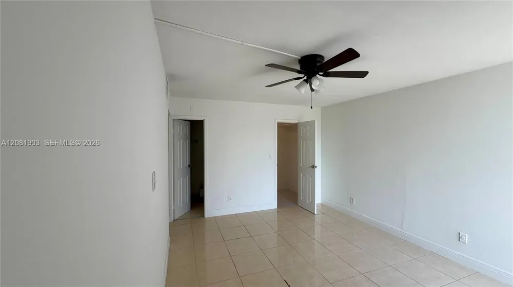 210 172nd St #428 Sunny Isles Beach, FL 33160