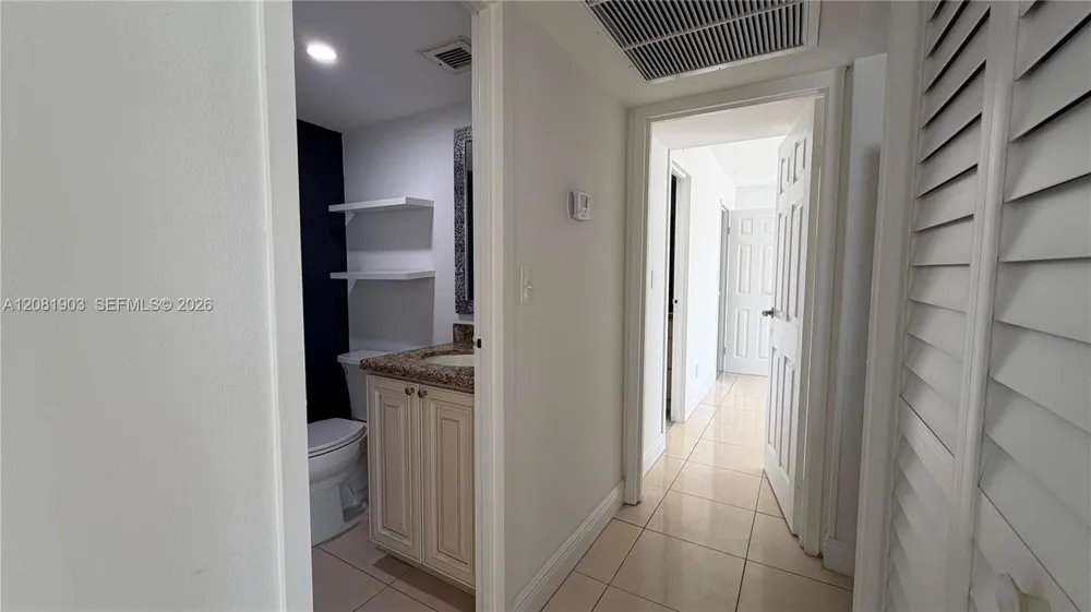 210 172nd St #428 Sunny Isles Beach, FL 33160