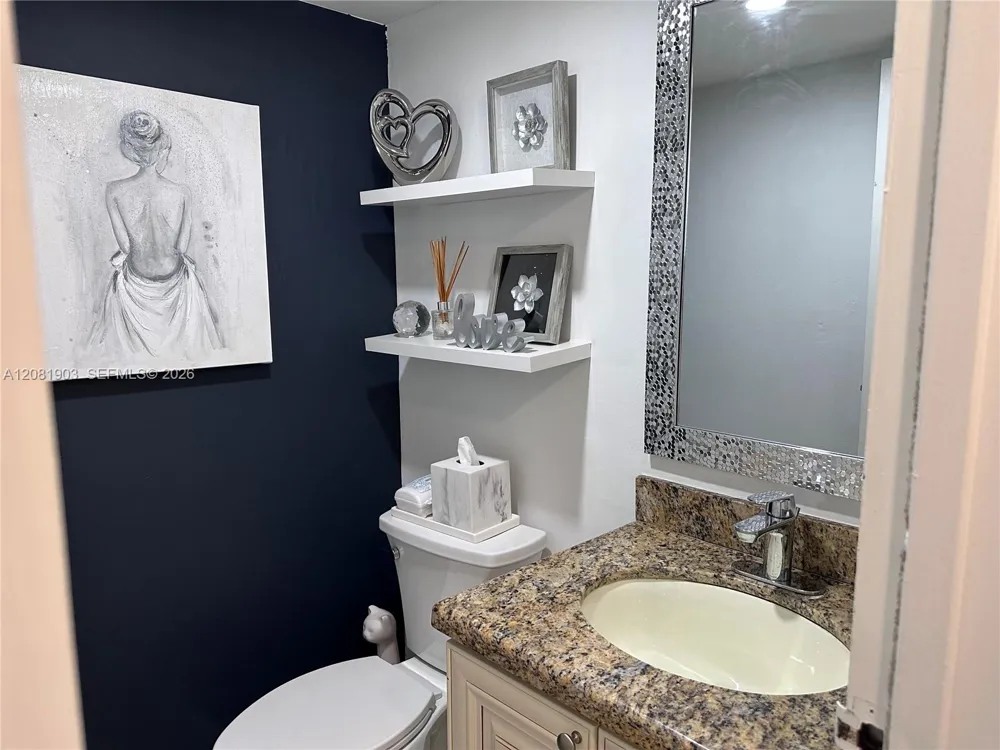 210 172nd St #428 Sunny Isles Beach, FL 33160
