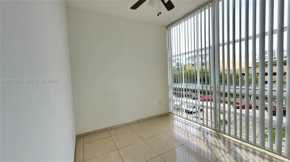 210 172nd St #428 Sunny Isles Beach, FL 33160