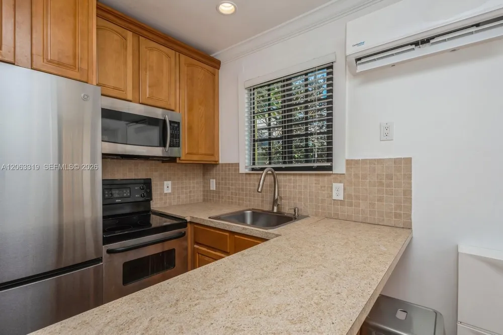 1222 Salzedo St #4 Coral Gables, FL 33134