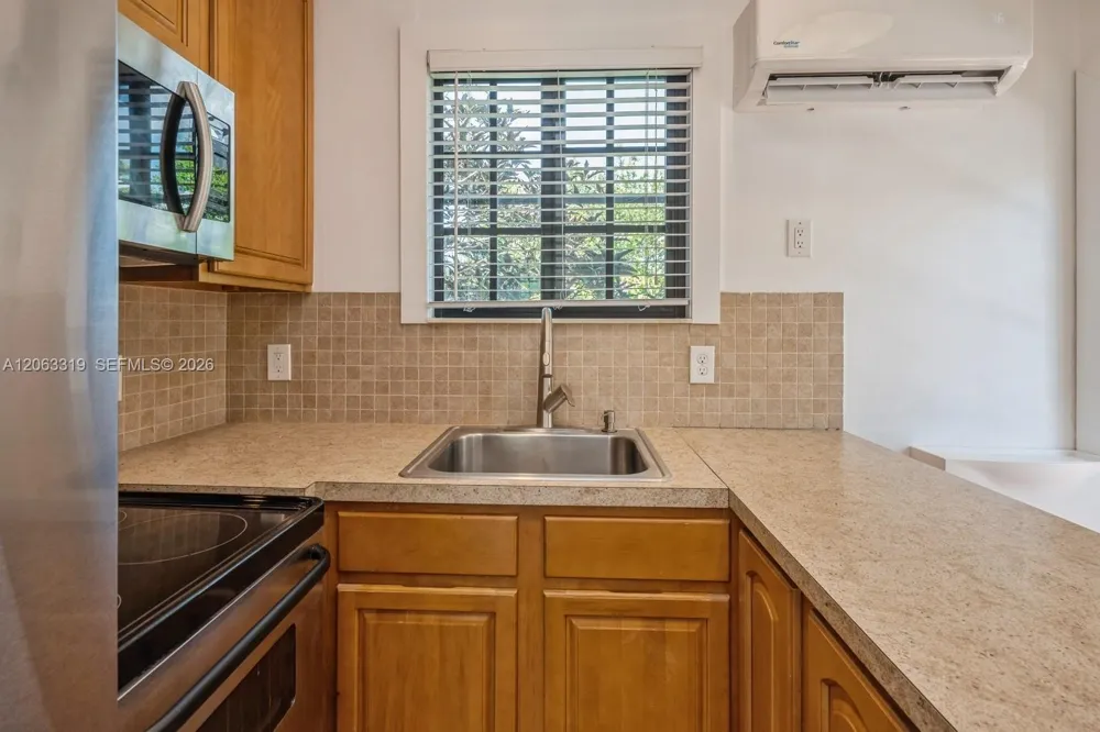 1222 Salzedo St #4 Coral Gables, FL 33134