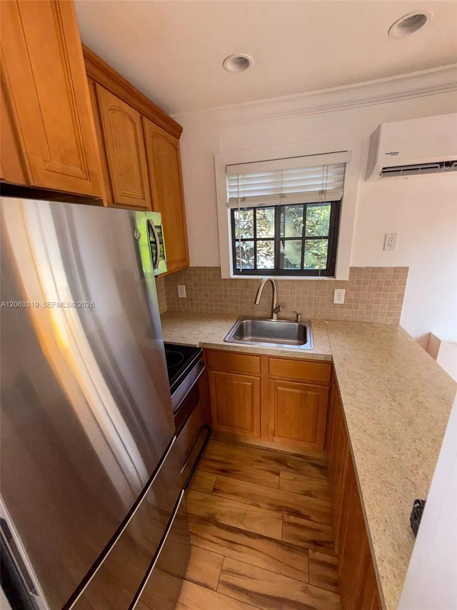 1222 Salzedo St #4 Coral Gables, FL 33134