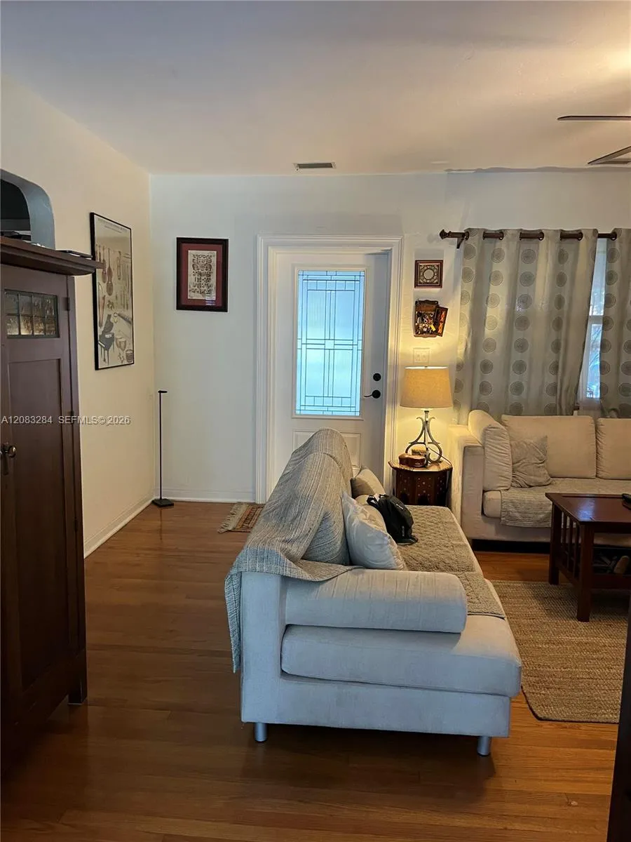 123 Sarto Ave Coral Gables, FL 33134