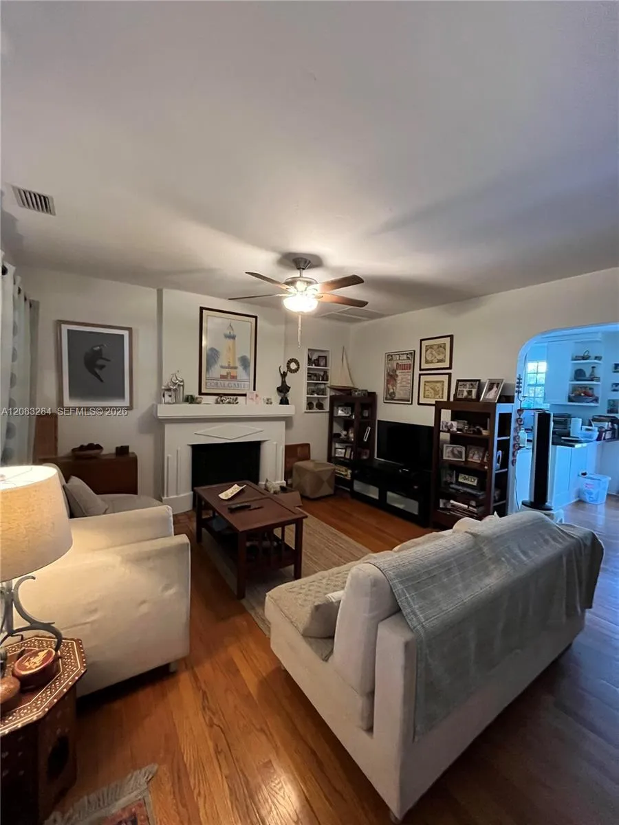 123 Sarto Ave Coral Gables, FL 33134