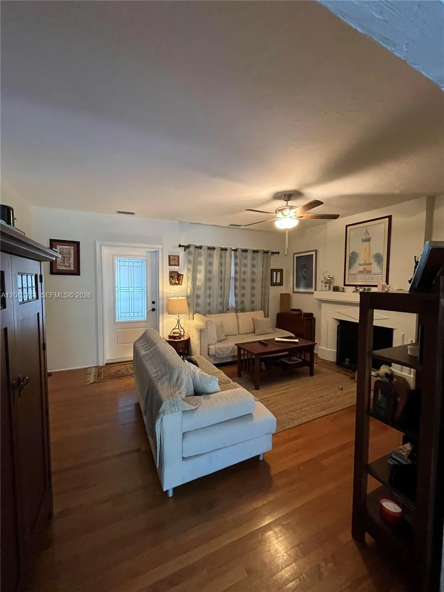123 Sarto Ave Coral Gables, FL 33134