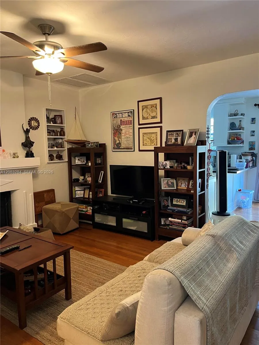 123 Sarto Ave Coral Gables, FL 33134