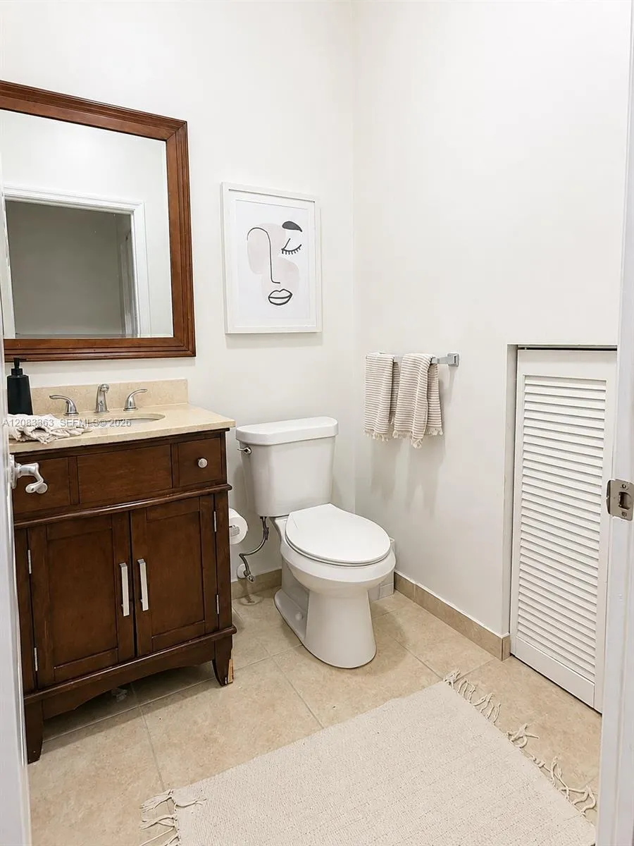 7512 NW 108th Path Doral, FL 33178
