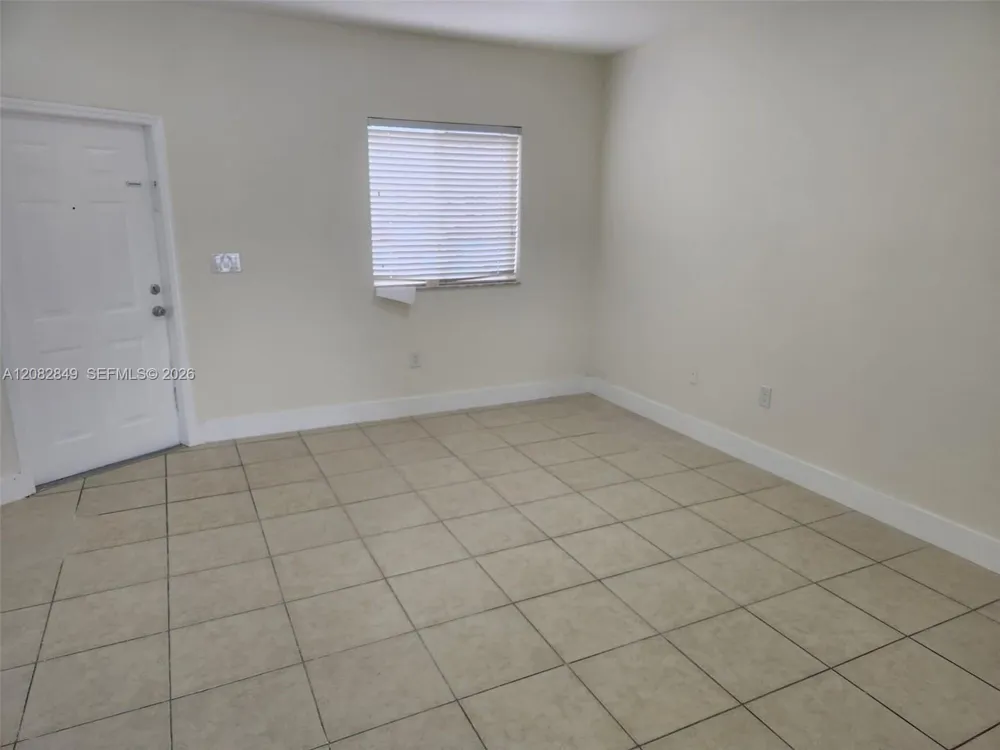 1525 SE 31st Ct #1525 Homestead, FL 33035