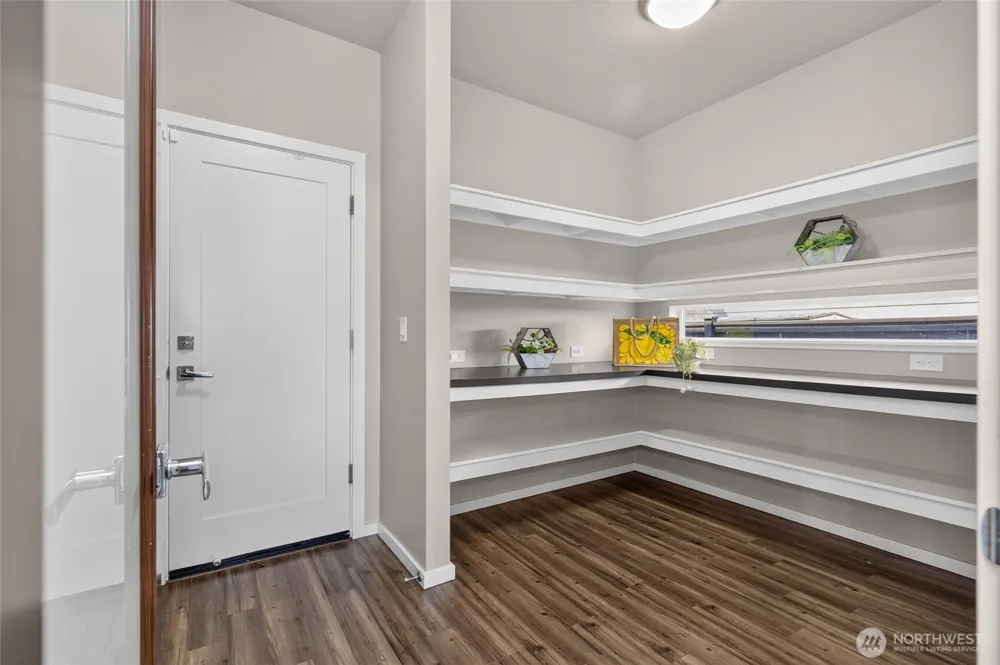 16913 37th Drive SE Bothell, WA 98012