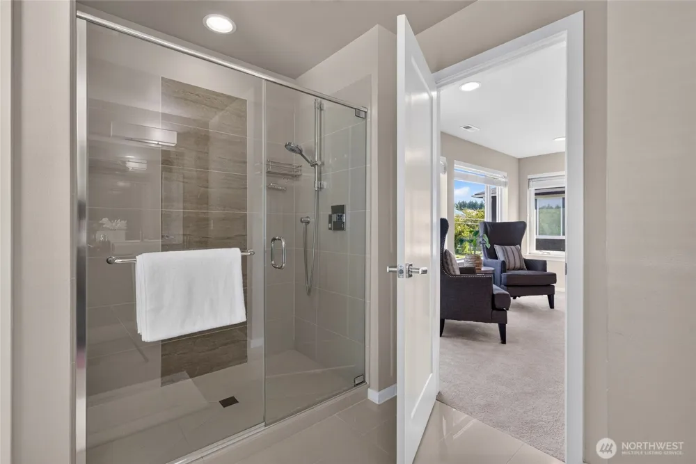 16913 37th Drive SE Bothell, WA 98012