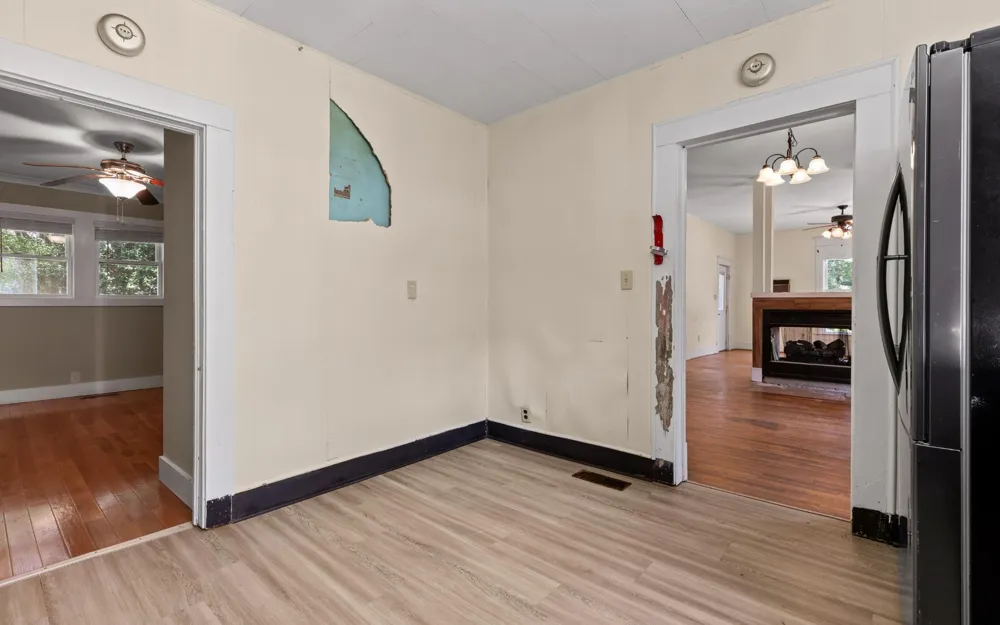 706 Holly Avenue South Pittsburg, TN 37380
