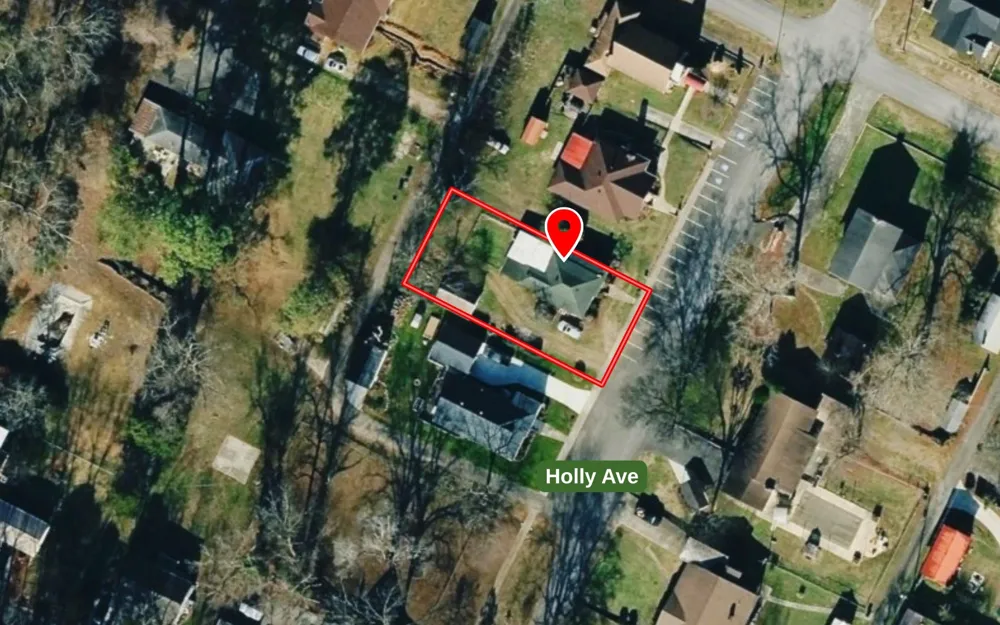 706 Holly Avenue South Pittsburg, TN 37380