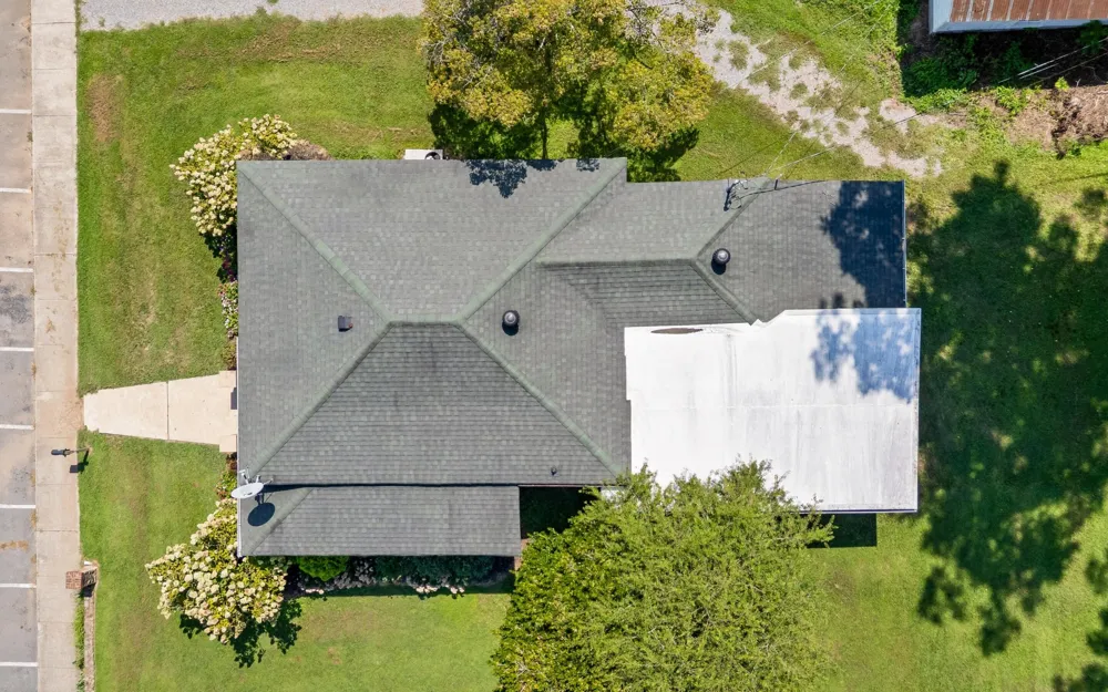 706 Holly Avenue South Pittsburg, TN 37380