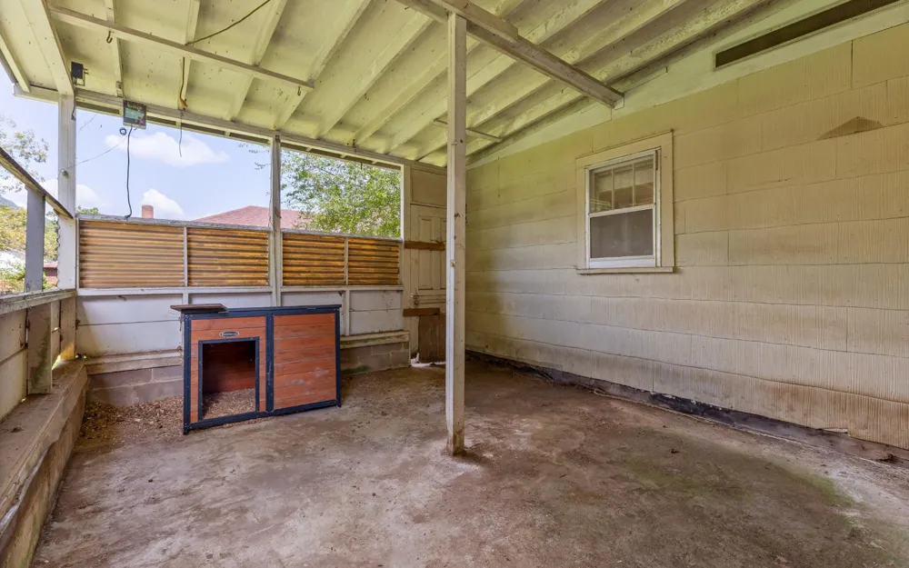 706 Holly Avenue South Pittsburg, TN 37380