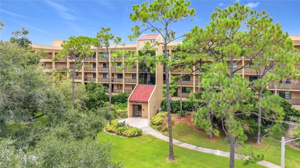 3078 EASTLAND BOULEVARD #209 Clearwater, FL 33761