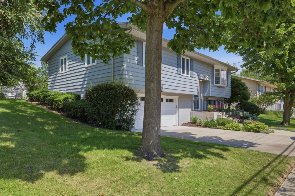 1326 W Water Street New Buffalo City, MI 49117