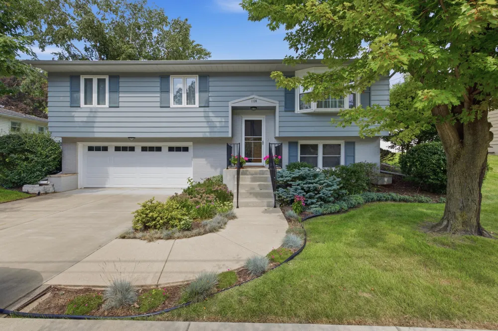 1326 W Water Street New Buffalo City, MI 49117